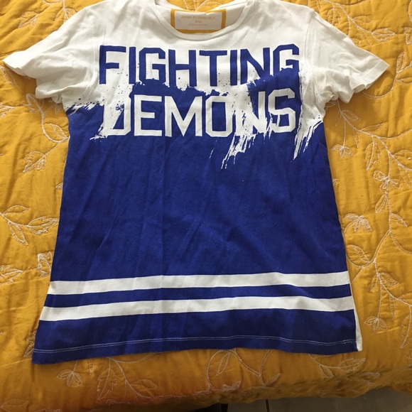 Shirts - Picture 4 of 4